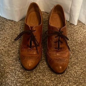 Born Oxford Style Heels in Cognac Leather